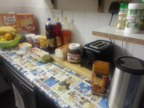 Отель SnowBunnys BackPackers Hostel  Кицбюэль